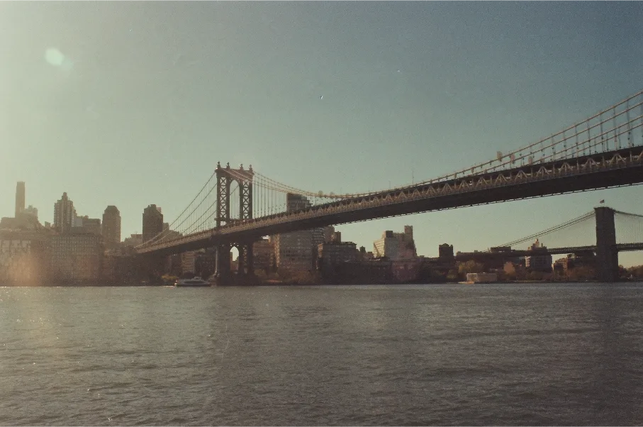 Untitled photograph 5 from “to nyc with love”.
