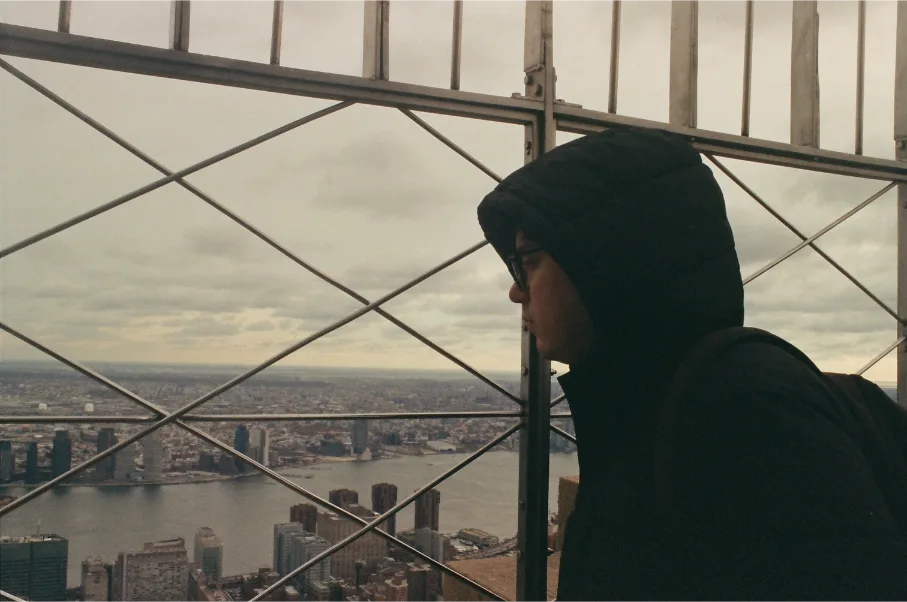 Untitled photograph 2 from “to nyc with love”.